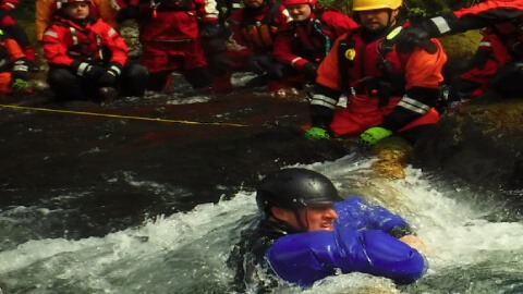 Image presents a calendar presentation with an opportunity for students in Oregon and Washington to buy, purchase and register for Swiftwater Rescue Technician Advanced SRTA Level certified training course from the Crux Rescue online shop.