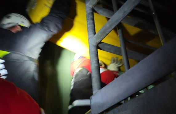 Image portrays rescue personnel rescuing a worker from a confined space to present the Crux Rescue Confined Space Rescue Technician training class.